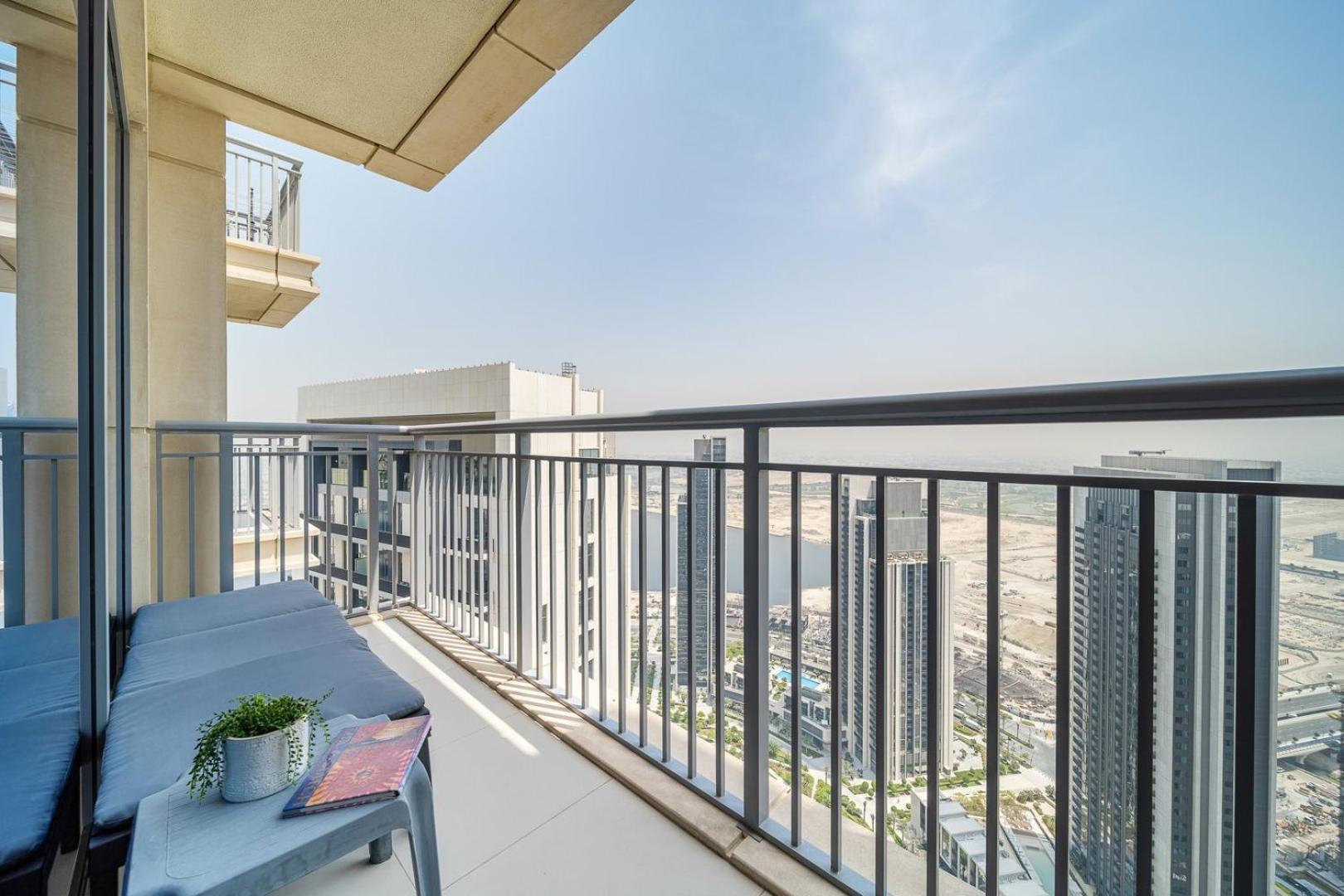 Apartment Luxe | Luxury 2br | Creek View | Modern & Cozy