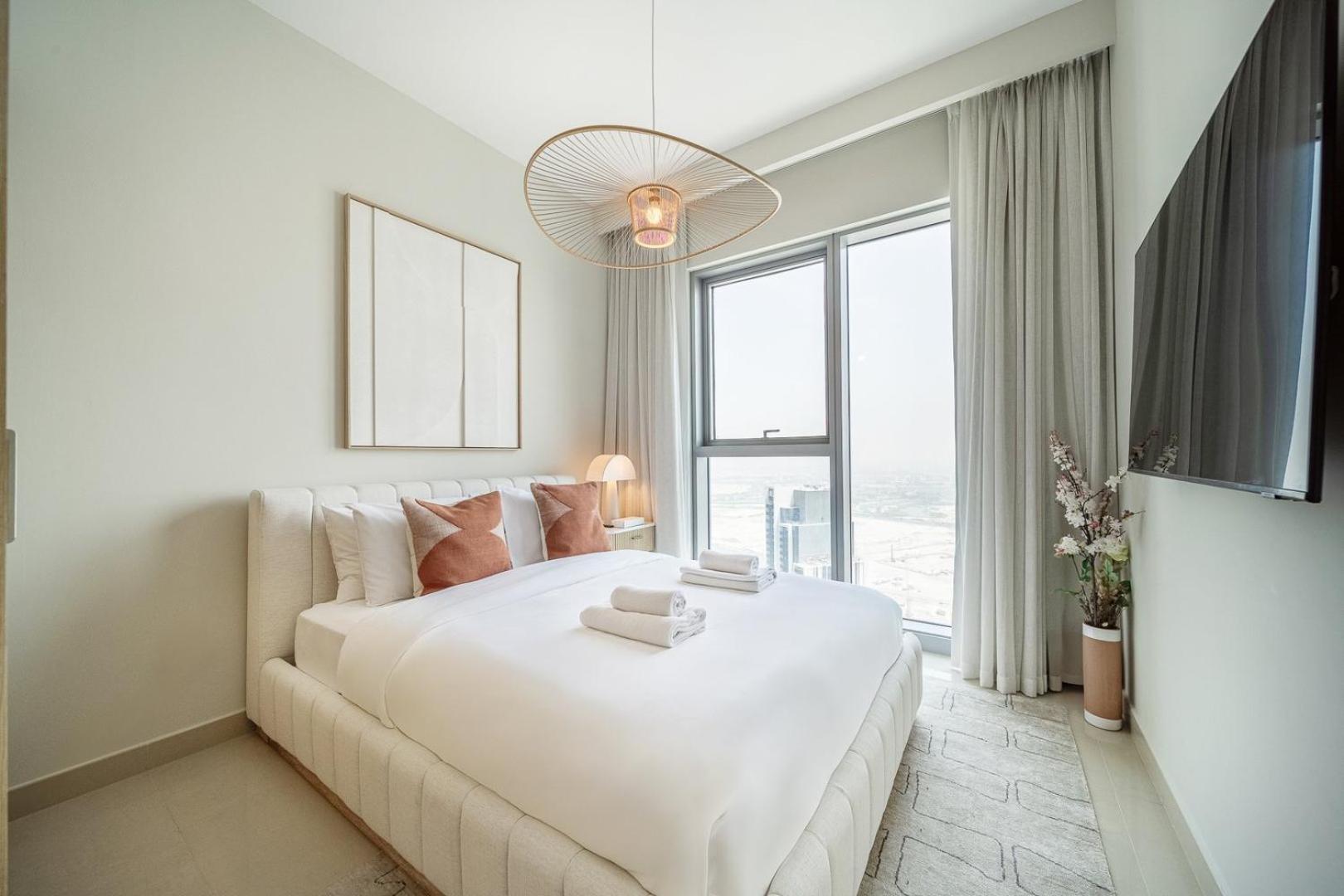 Luxe | Luxury 2br | Creek View | Modern & Cozy *