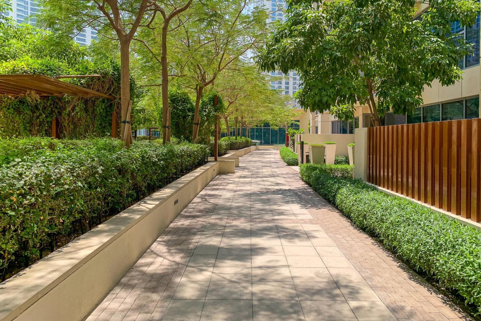 Luxe | Luxury 2br | Creek View | Modern & Cozy Apartment Dubai