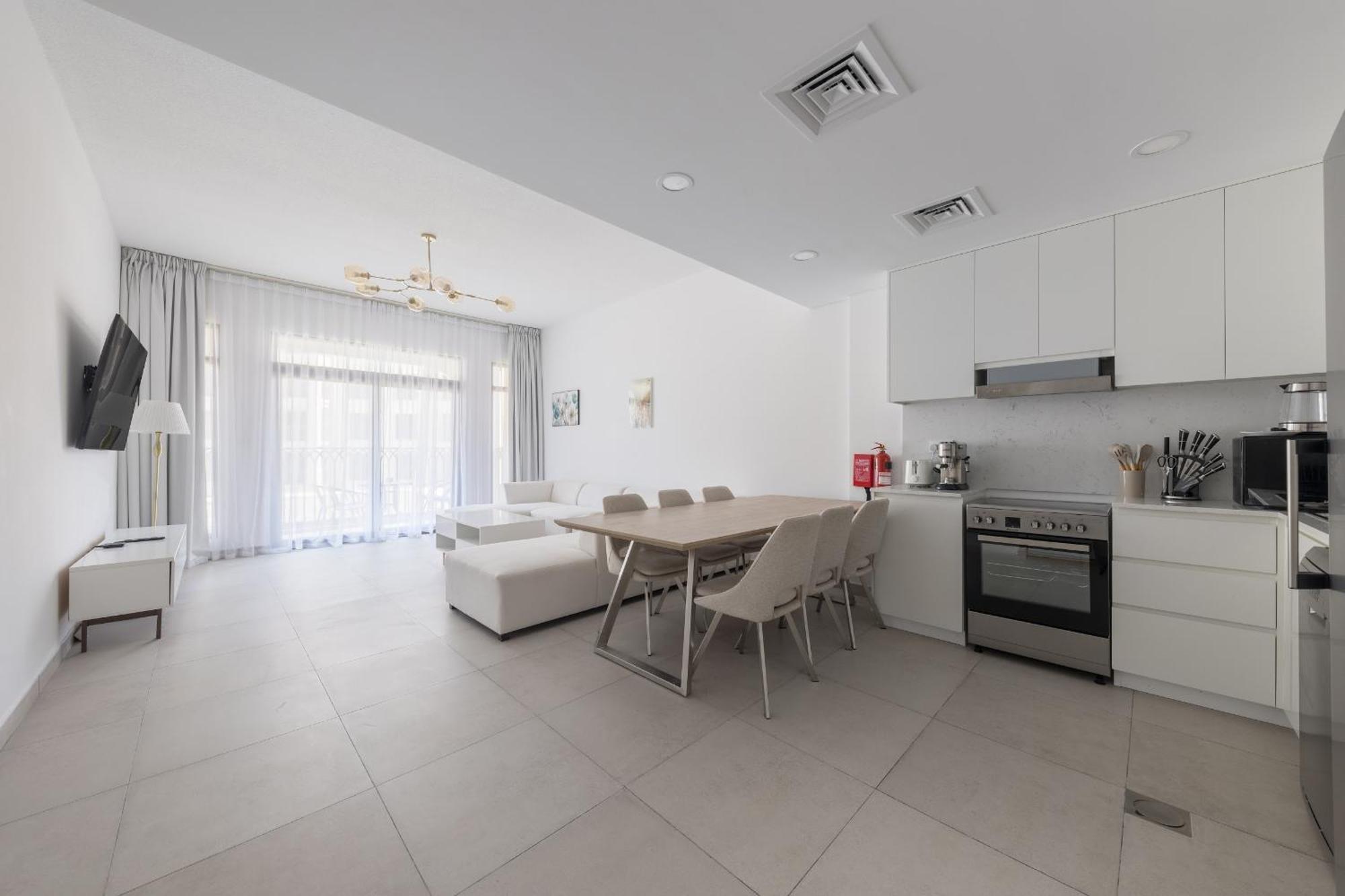 1bd Partial Burj Al Arab View Prime Location