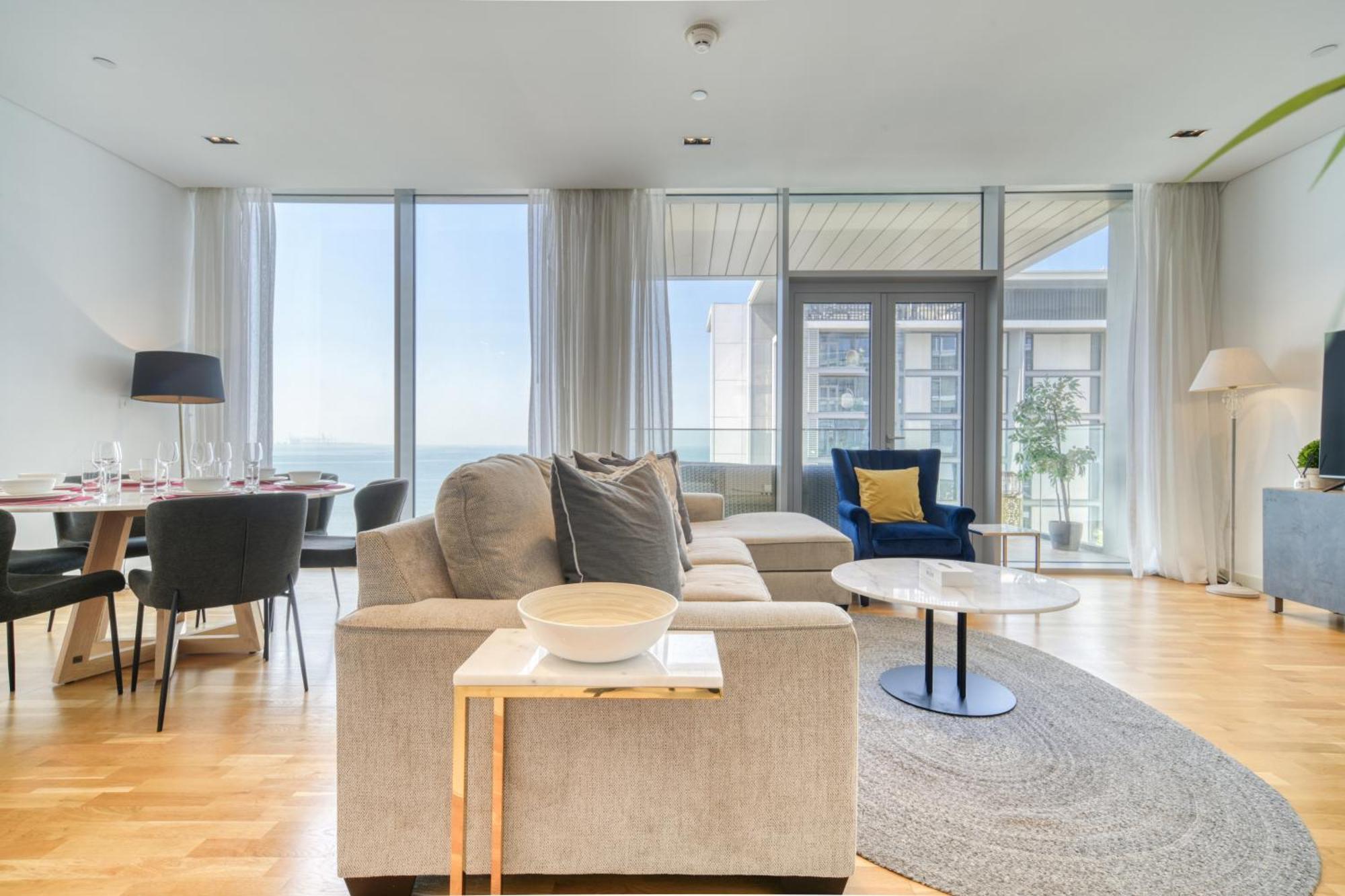 Apartment Shadow Of The Sun By Lagom *