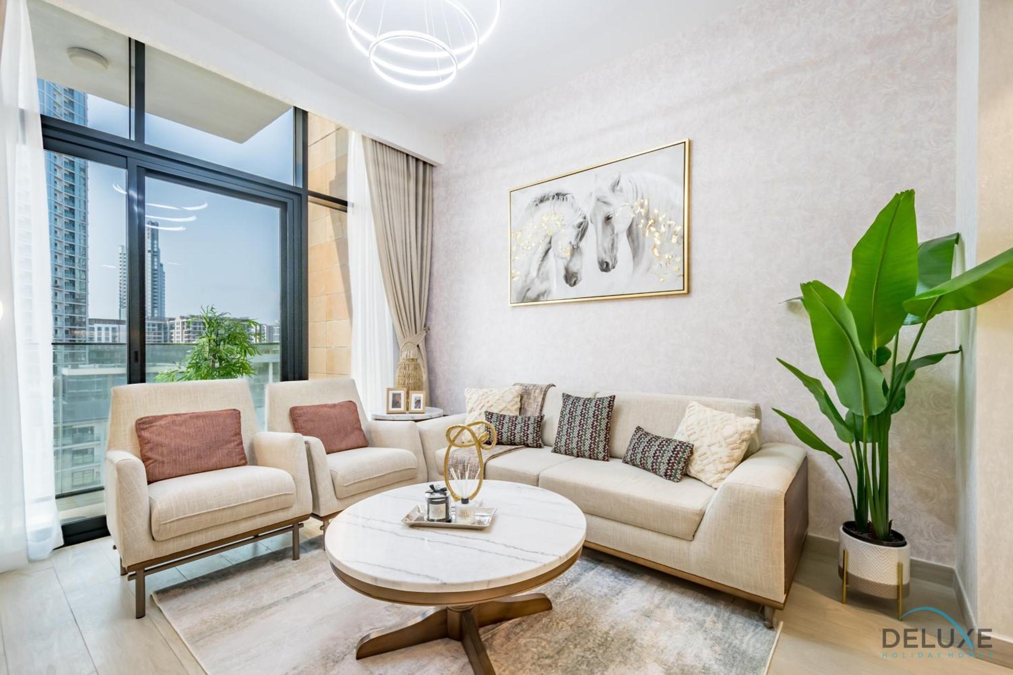 Apartment Inviting 2br In Azizi Riviera 39, Al Merkadh By Deluxe Homes *