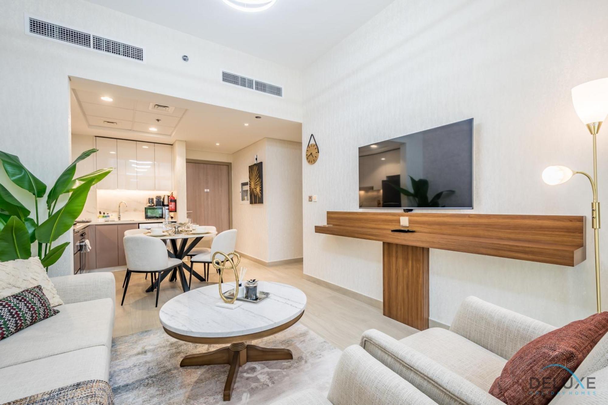 Inviting 2br In Azizi Riviera 39, Al Merkadh By Deluxe Homes Apartment Dubai
