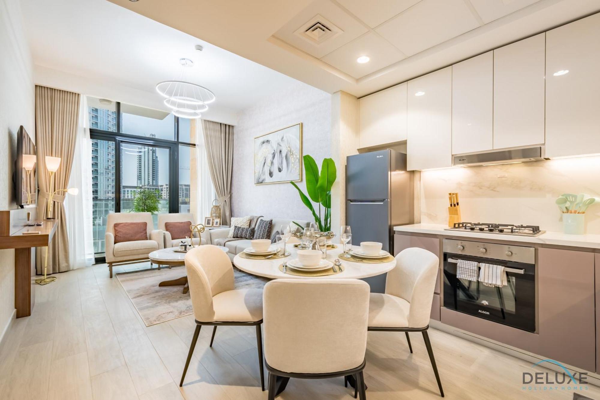 Apartment Inviting 2br In Azizi Riviera 39, Al Merkadh By Deluxe Homes Dubai