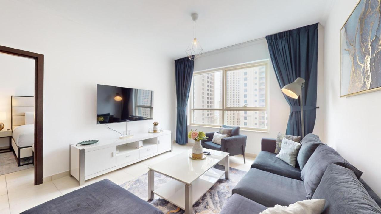 Marina Quays - Calm One Bedroom * Dubai