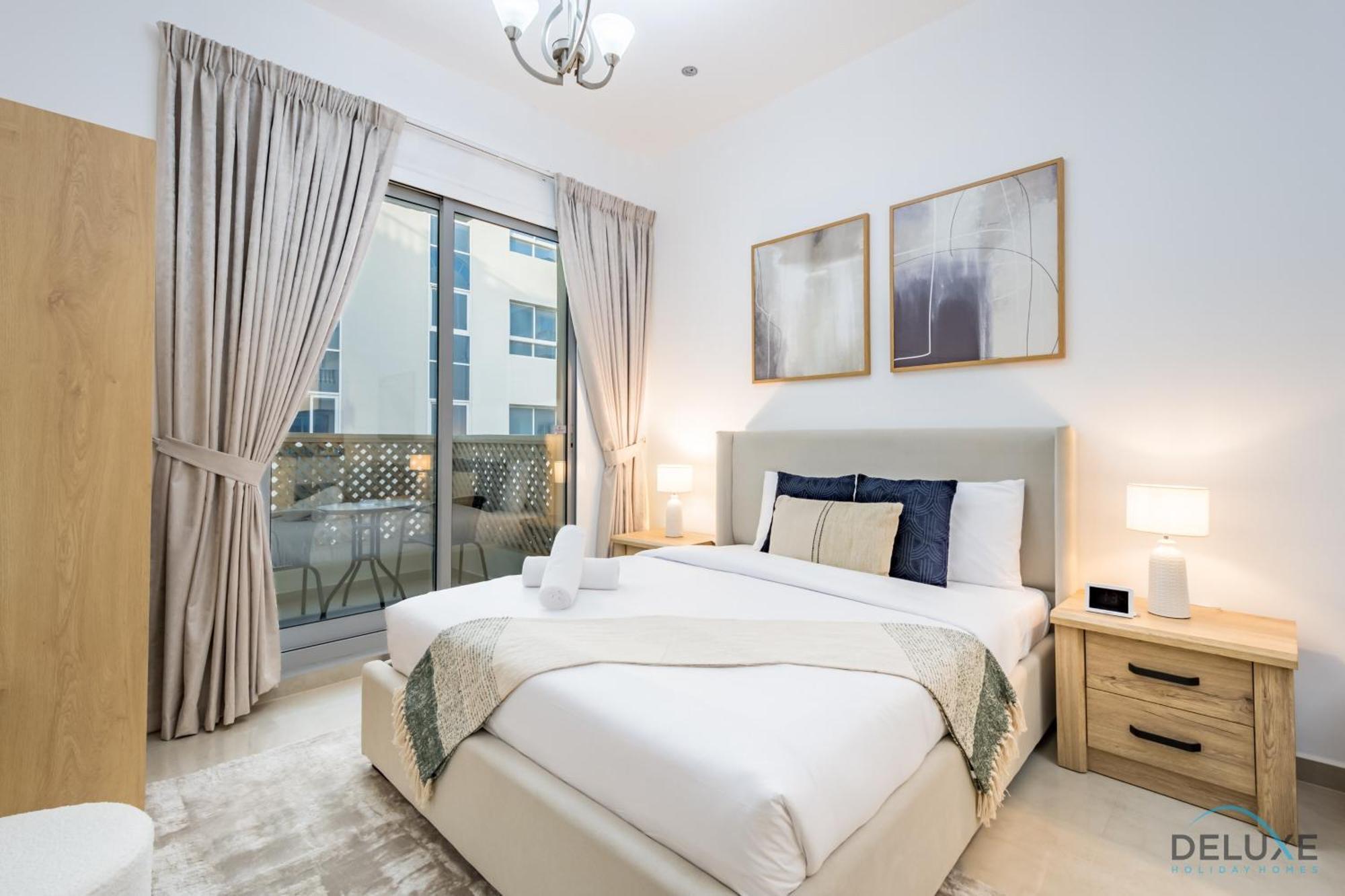 Modern In Hanover Square, Jumeirah Village Circle By Deluxe Homes Apartment
