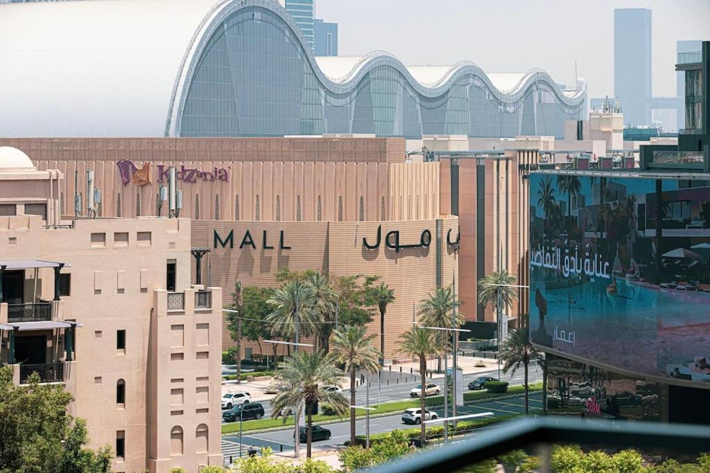 Lux With Full Burj View I 1 Min Mall * Dubai