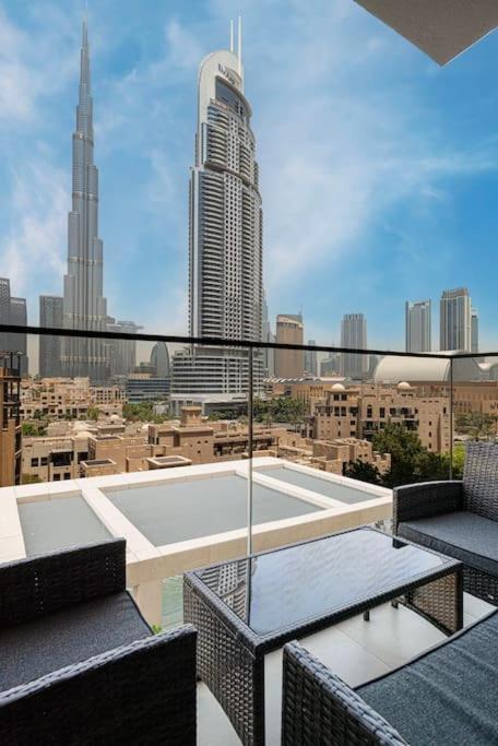 Apartment Lux With Full Burj View I 1 Min Mall