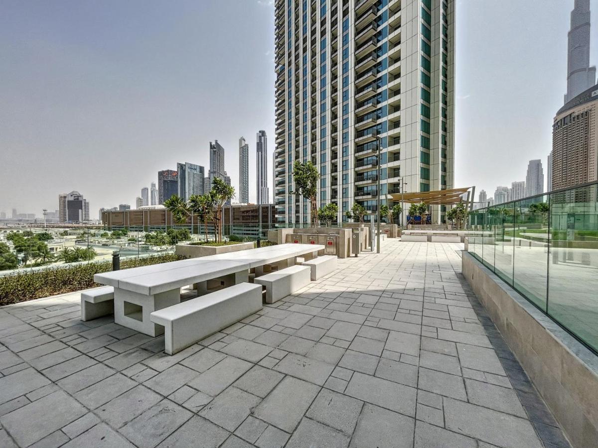 Downtown Views Ii, Tower 2- Calm One Bedroom Dubai