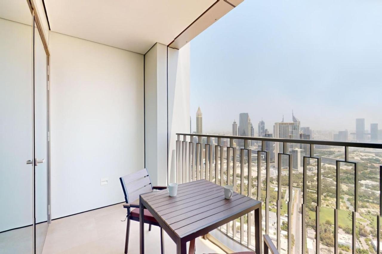Downtown Views Ii, Tower 2- Calm One Bedroom Apartment *