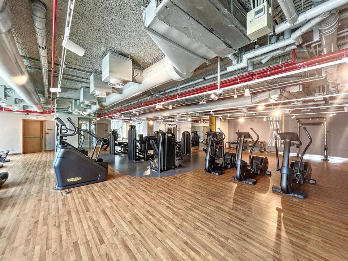 Downtown Views Ii, Tower 2- Calm One Bedroom Apartment *