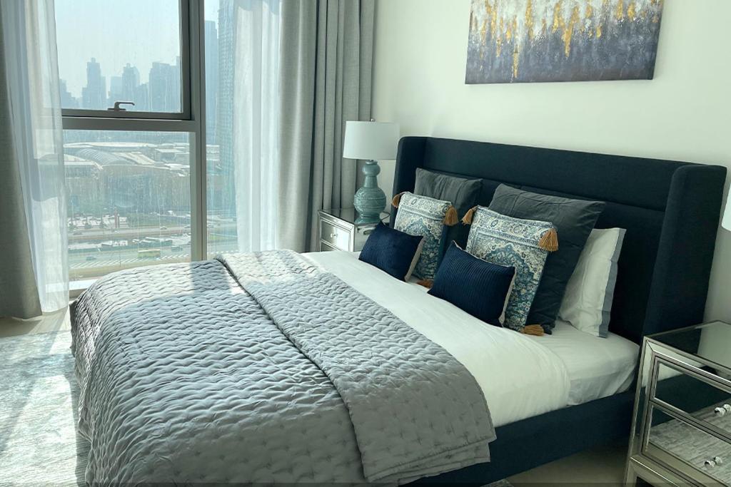 Apartment Rh - Beautiful Burj Khalifa View, 03br With Maid's Room, 7 Mins Walk To Mall