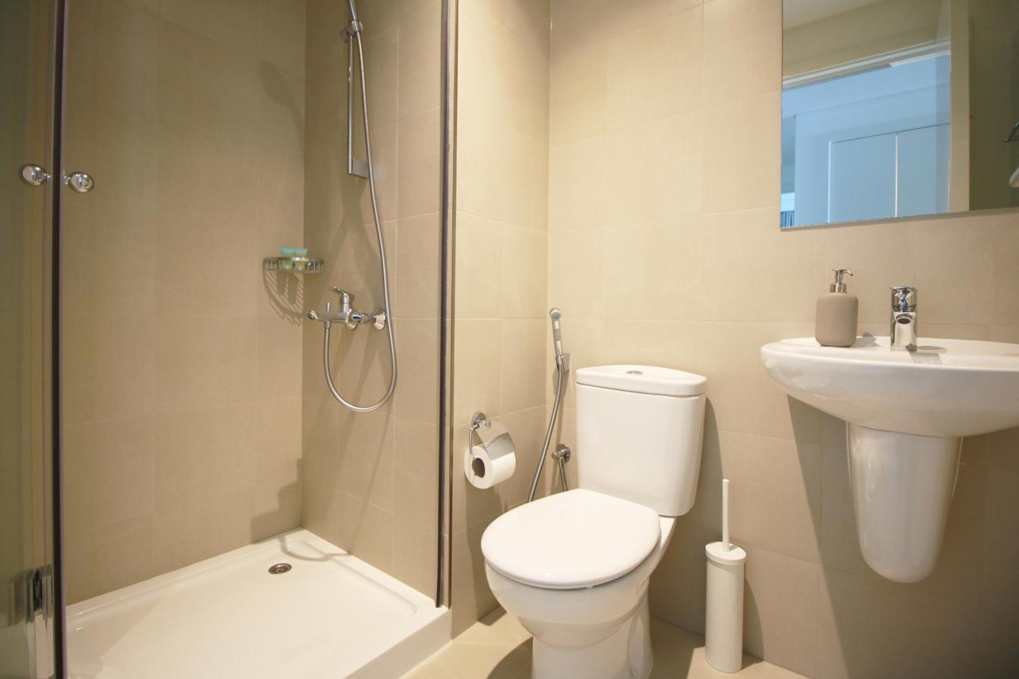 Apartment Rh - Beautiful Burj Khalifa View, 03br With Maid's Room, 7 Mins Walk To Mall