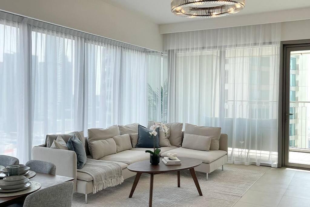 Apartment Rh - Beautiful Burj Khalifa View, 03br With Maid's Room, 7 Mins Walk To Mall Dubai