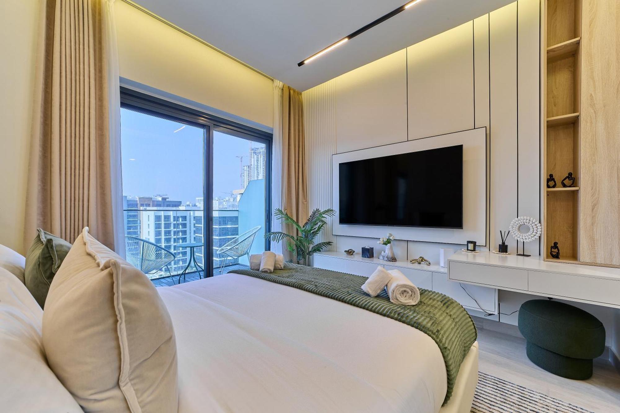 Apartment Bright In Azizi Riviera Perfect Getaway *
