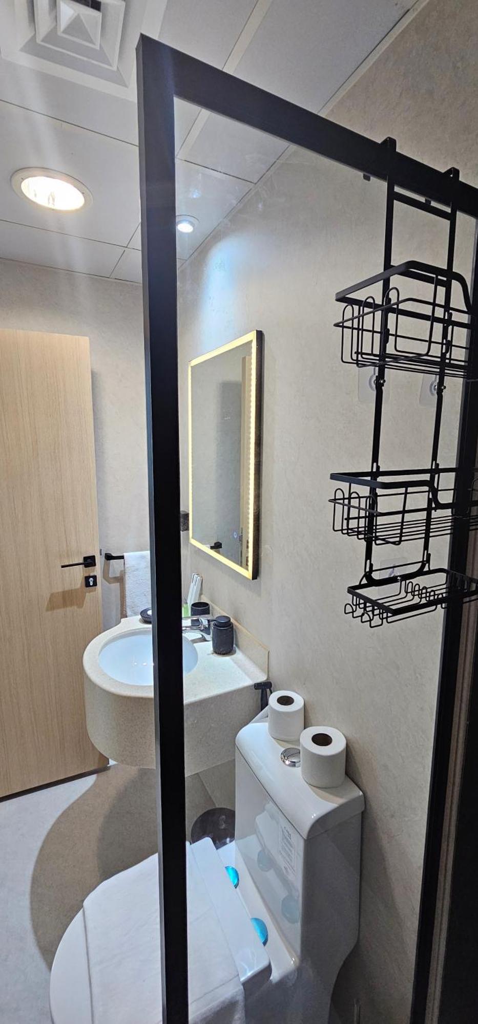 Exquisite Marina View 2 Bedrooms Near Metro And Marina Mall * Dubai