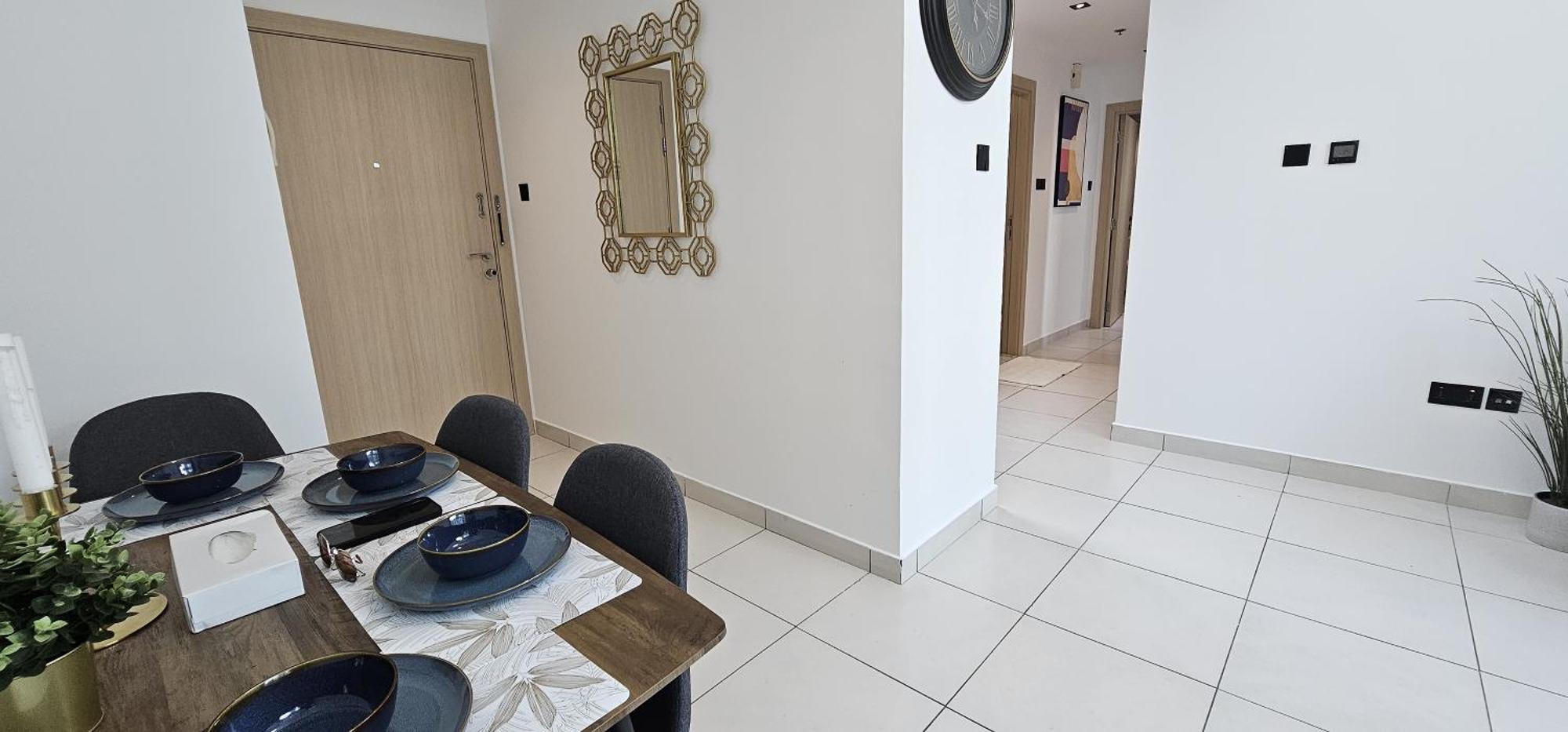 Exquisite Marina View 2 Bedrooms Near Metro And Marina Mall Dubai