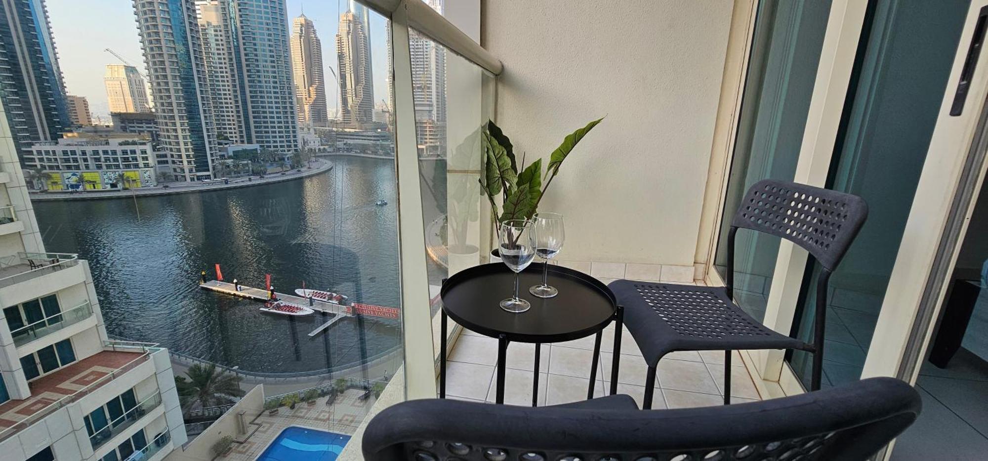 Apartment Exquisite Marina View 2 Bedrooms Near Metro And Marina Mall Dubai