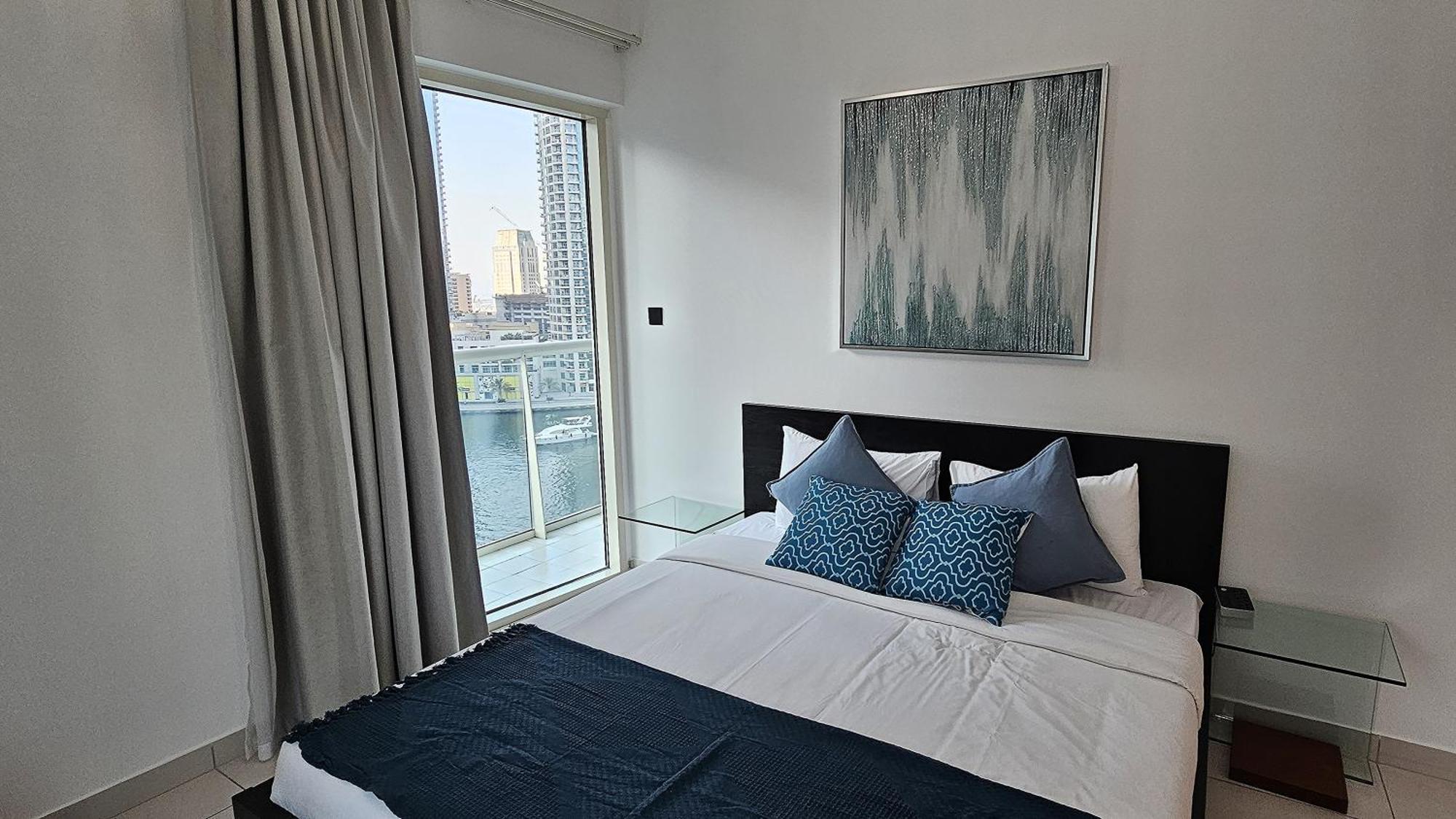 Exquisite Marina View 2 Bedrooms Near Metro And Marina Mall Apartment Dubai