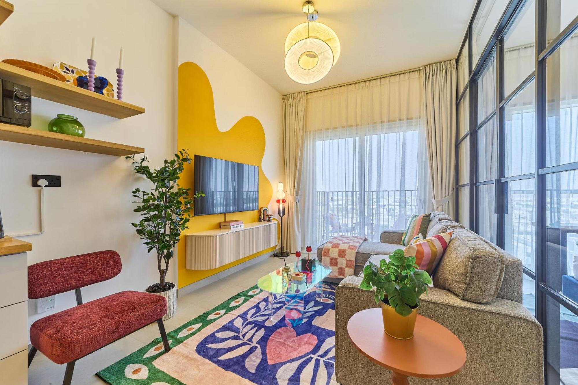 Apartment Colorful1br In Hills Next To Mall *