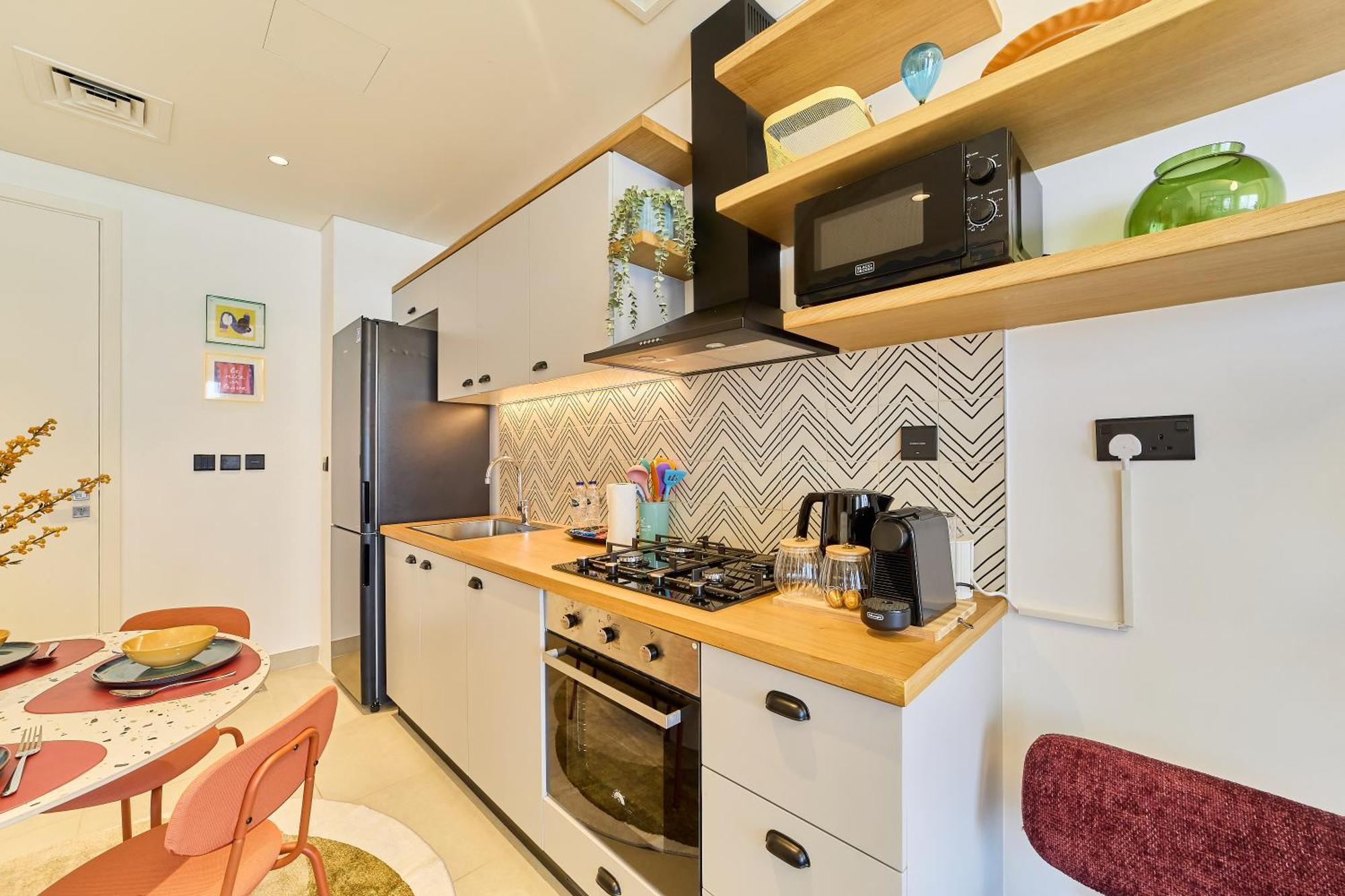 Apartment Colorful1br In Hills Next To Mall