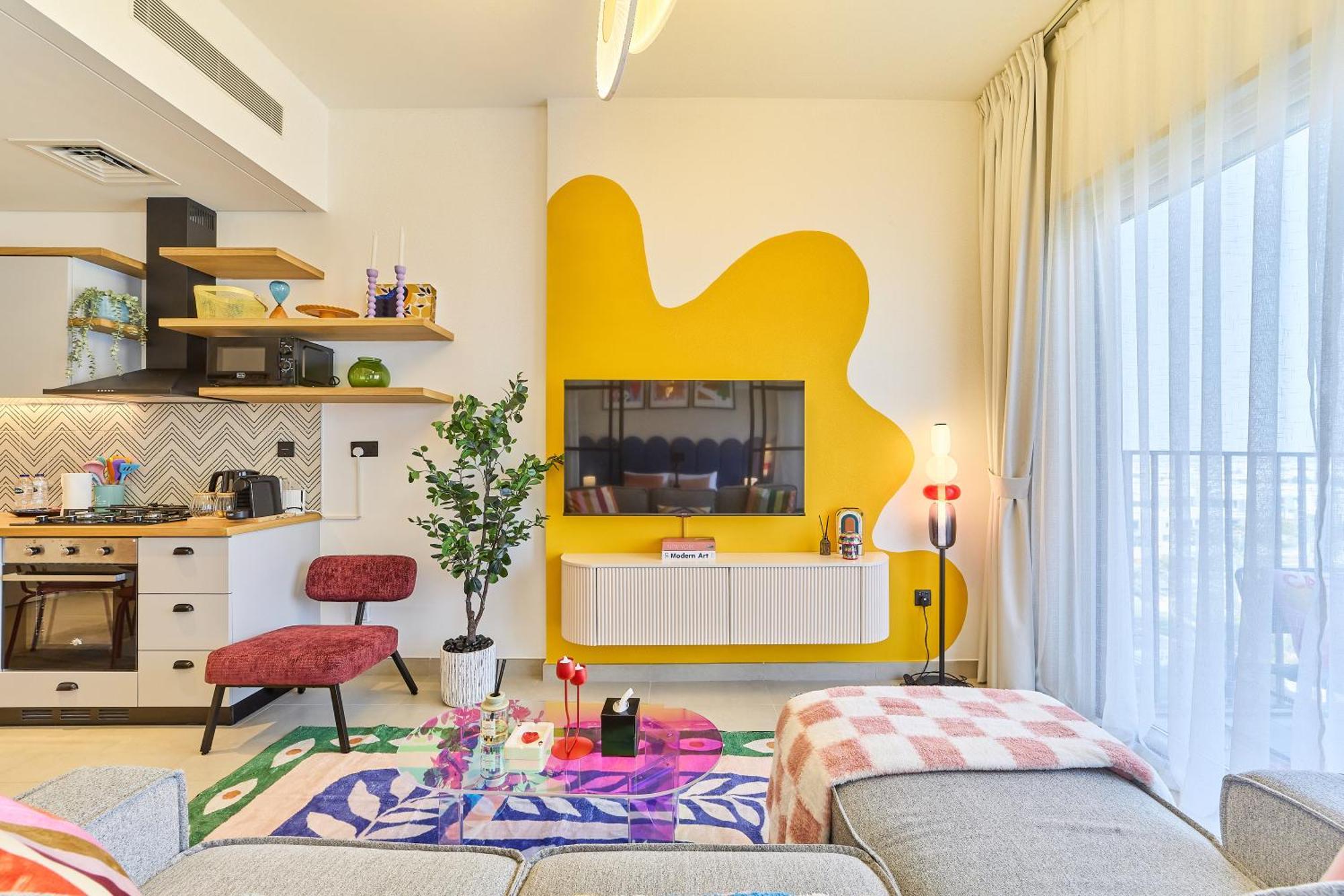 Apartment Colorful1br In Hills Next To Mall *