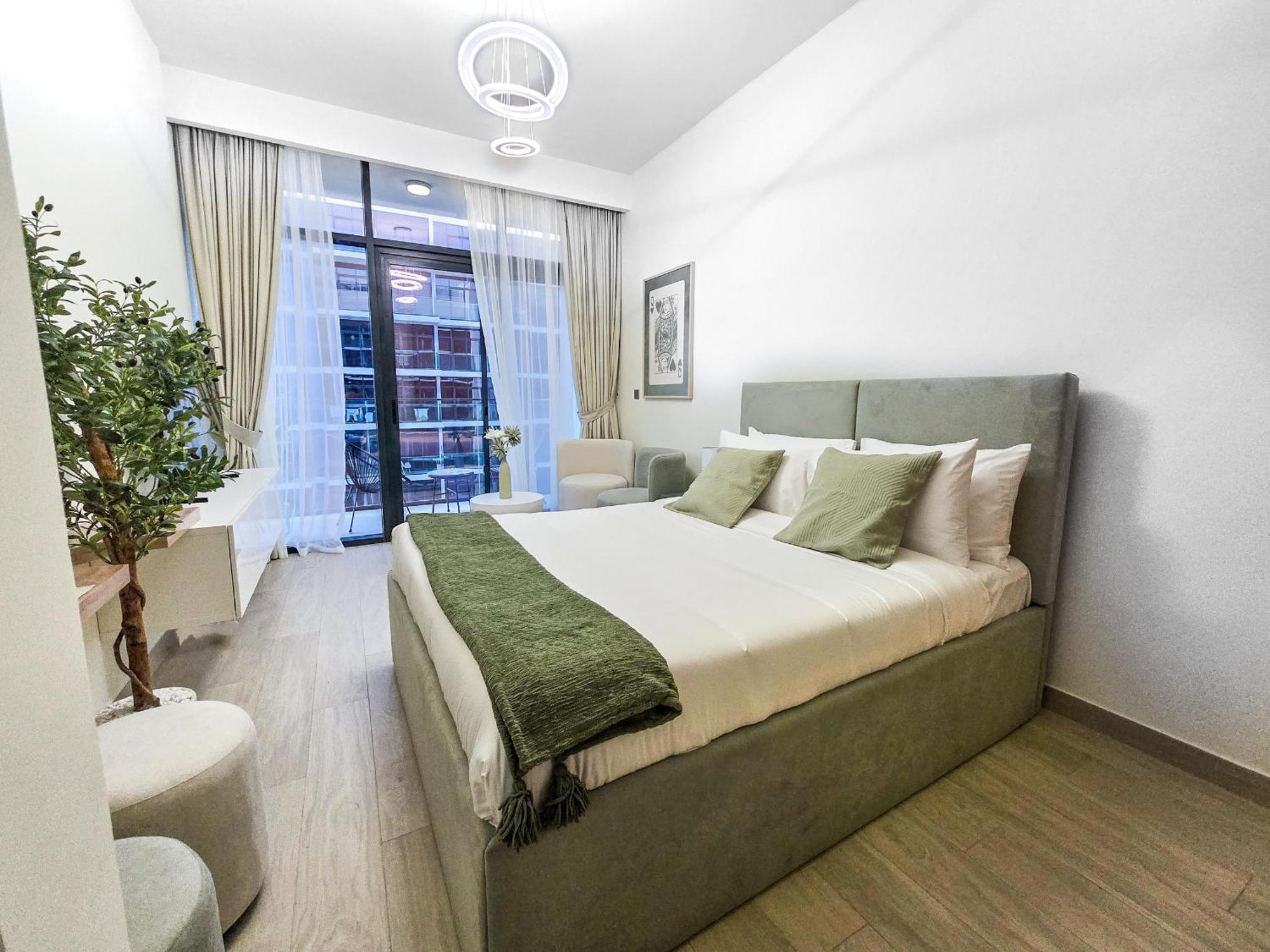 Easygo- Stylish Stu Azizi Riviera 44-06 Apartment *