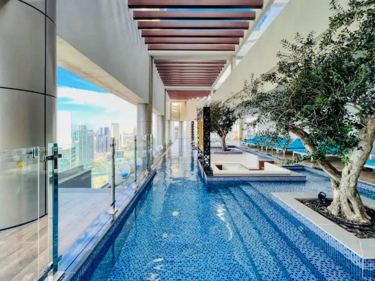 360 Downtown Luxury Apt- Infinity Pool Burj View * Dubai