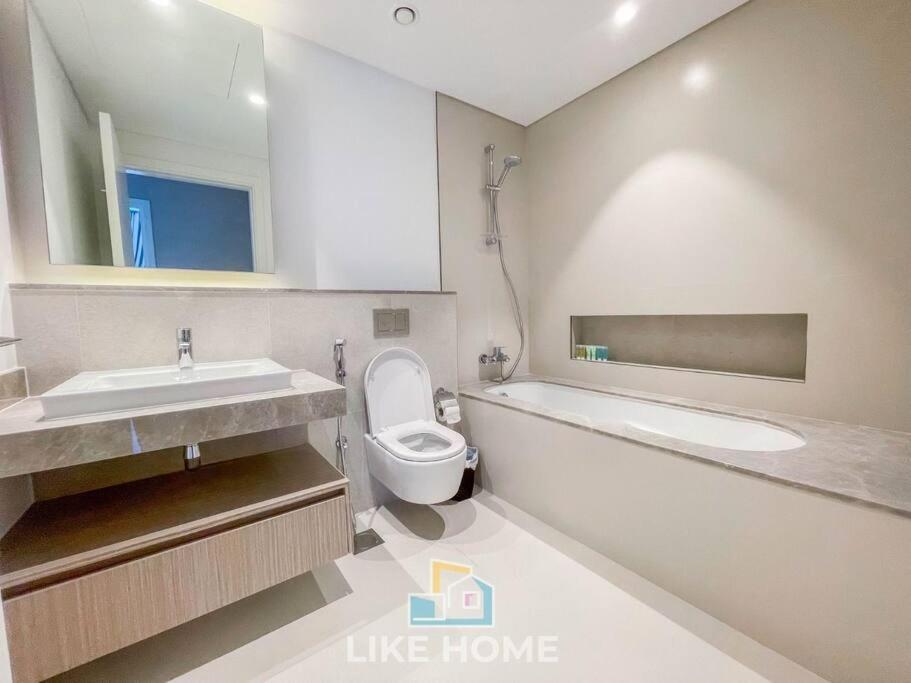 Like - 3703 Stunning 1bhk View In Creek Harbour Dubai