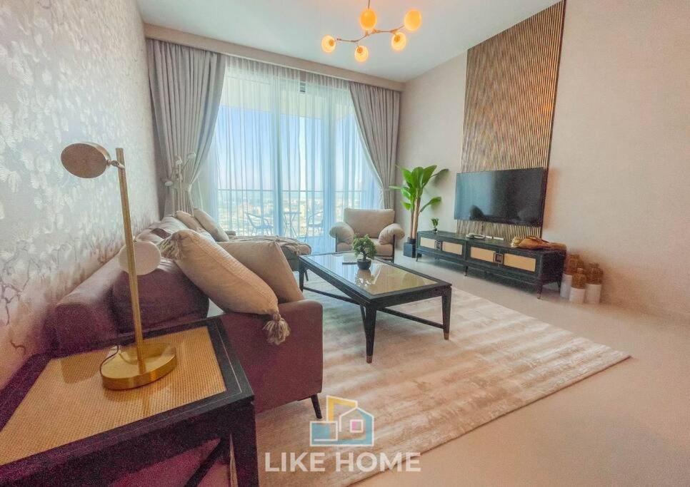 Apartment Like - 3703 Stunning 1bhk View In Creek Harbour