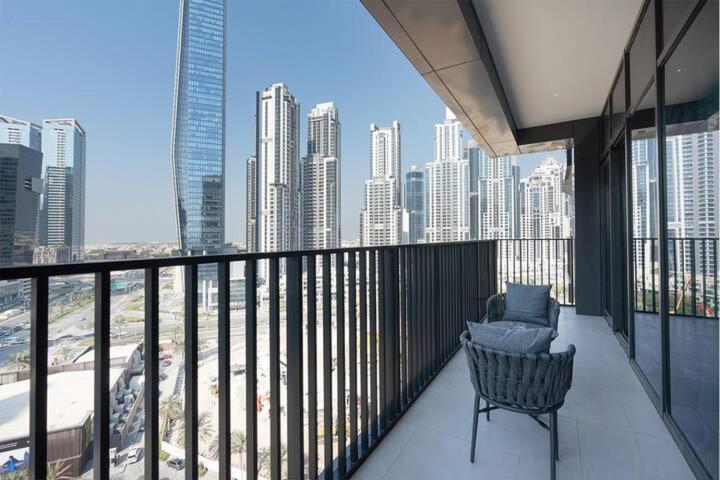 Luxury Living In The Heart Of Apartment