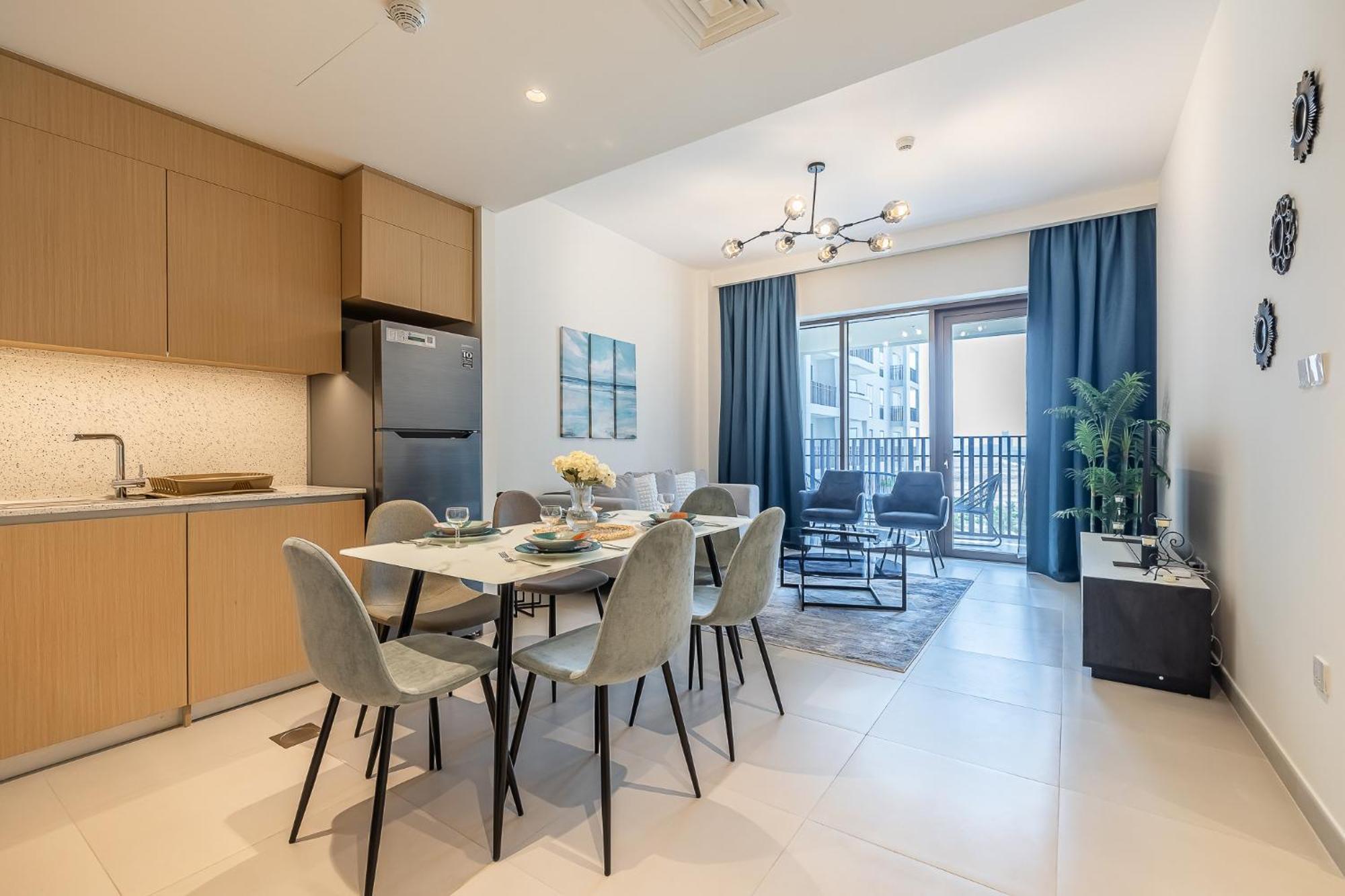 Newly Furnished 1bdr In Creek With Water Views Dubai