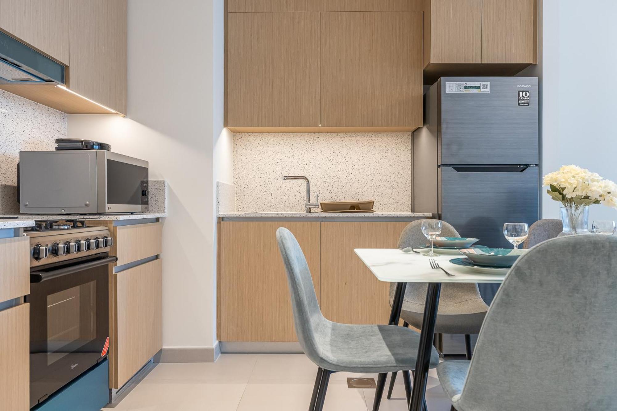 Newly Furnished 1bdr In Creek With Water Views Apartment