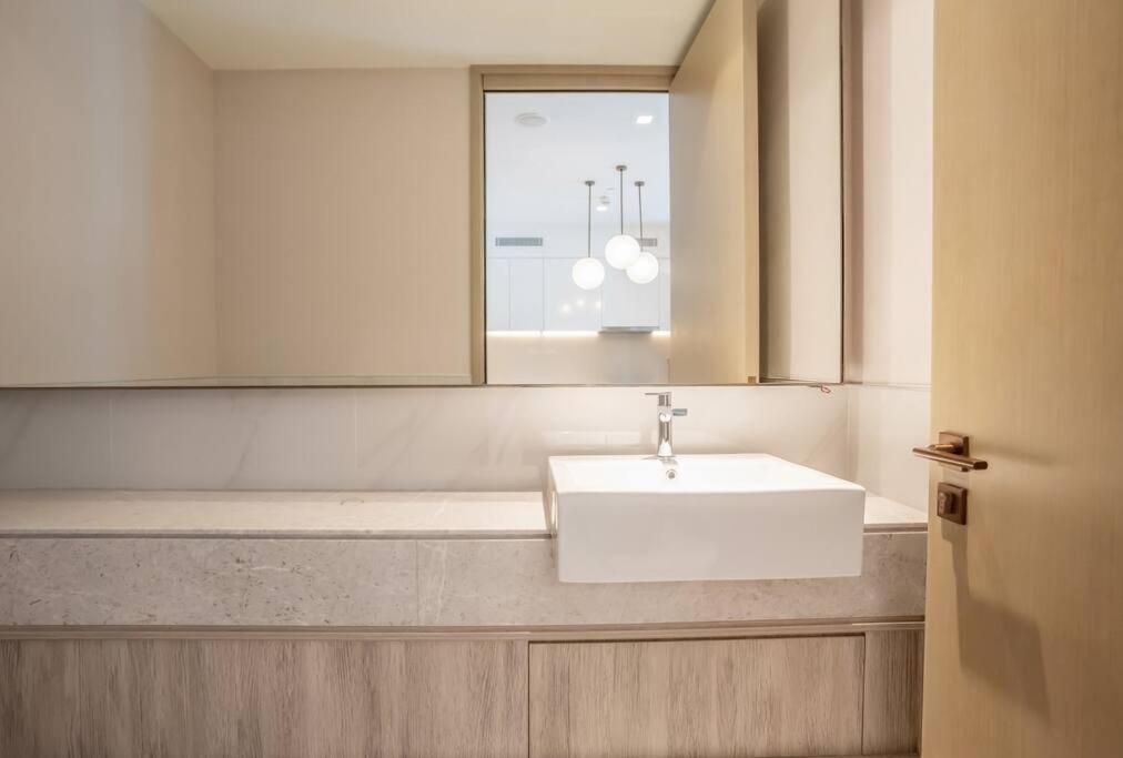 Ahp 3008 Dubai
