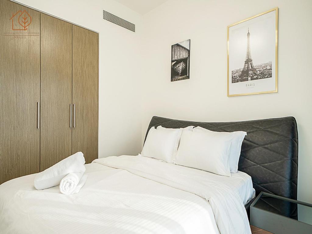 Stunning 3-Bedroom Home With Panoramic Burj Khalifa Views From High Floor 193Br-3