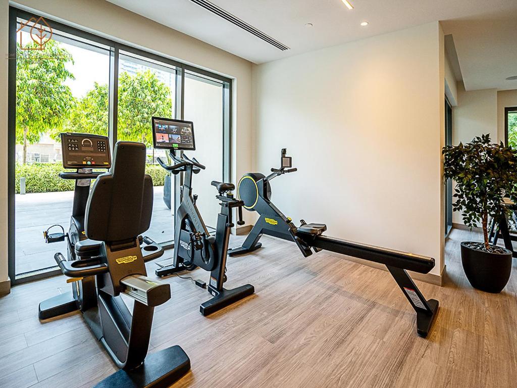 Stunning 3-Bedroom Home With Panoramic Burj Khalifa Views From High Floor 193Br-3