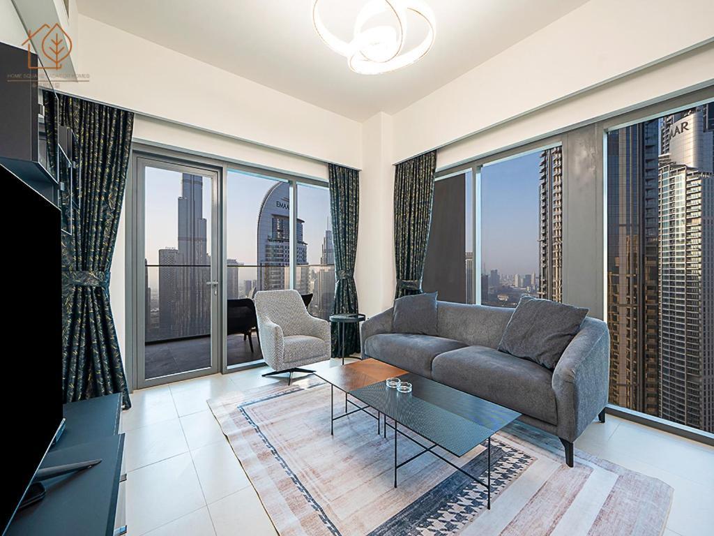 Apartment Stunning 3-Bedroom Home With Panoramic Burj Khalifa Views From High Floor 193Br-3