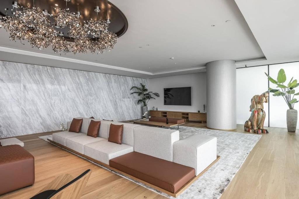 4-bedroom Penthouse In One At Palm Jumeirah, Palm Jumeirah *