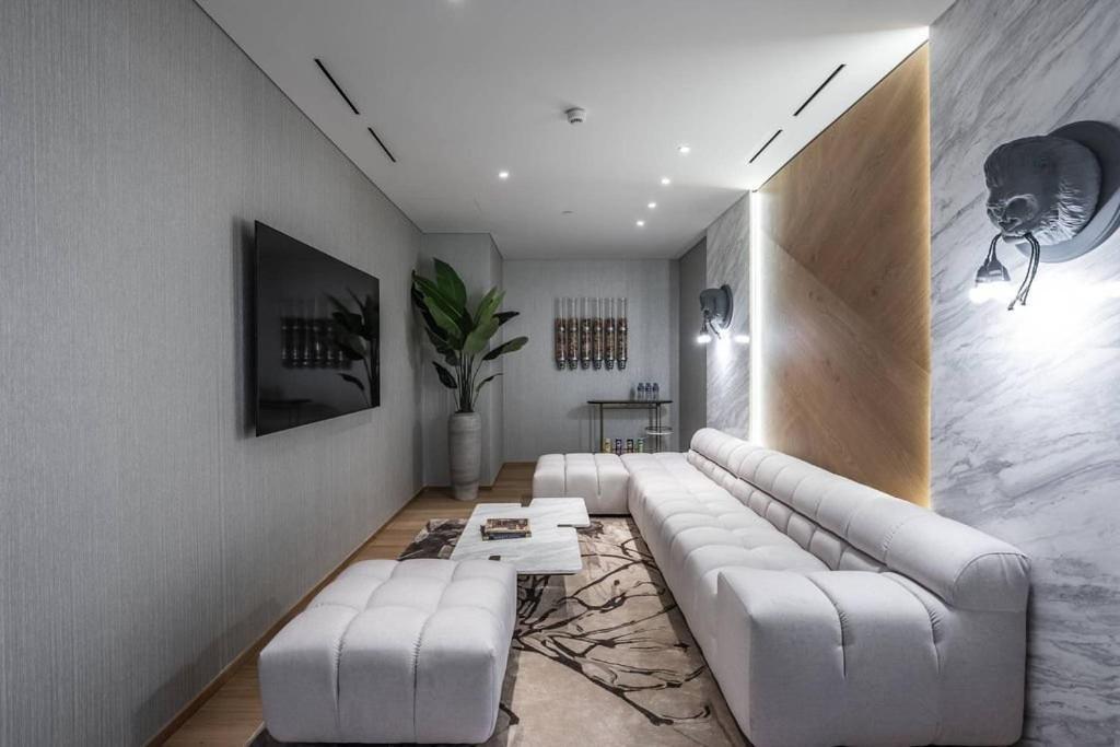 4-bedroom Penthouse In One At Palm Jumeirah, Palm Jumeirah * Dubai