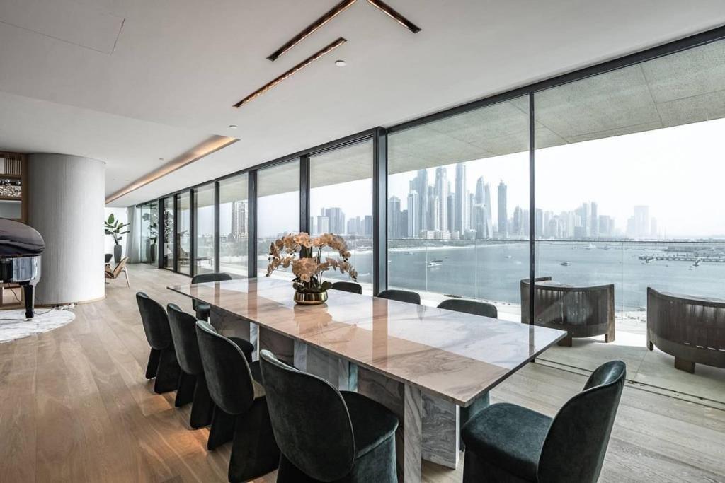 Apartment 4-bedroom Penthouse In One At Palm Jumeirah, Palm Jumeirah *