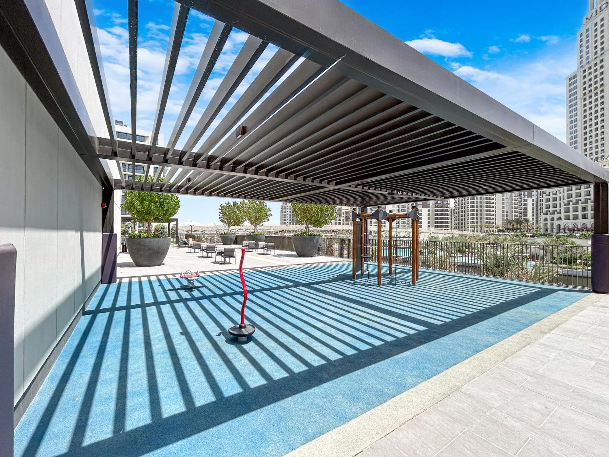 Stunning In Palace Residences On 41st Floor Apartment *