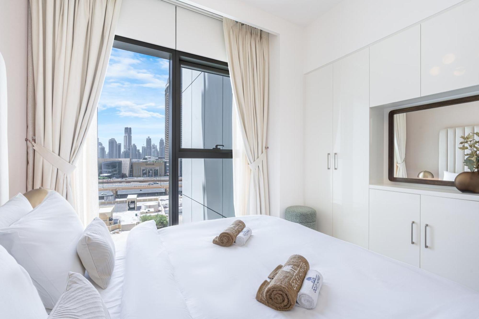Premium Downtown With Burj Khalifa View Apartment *
