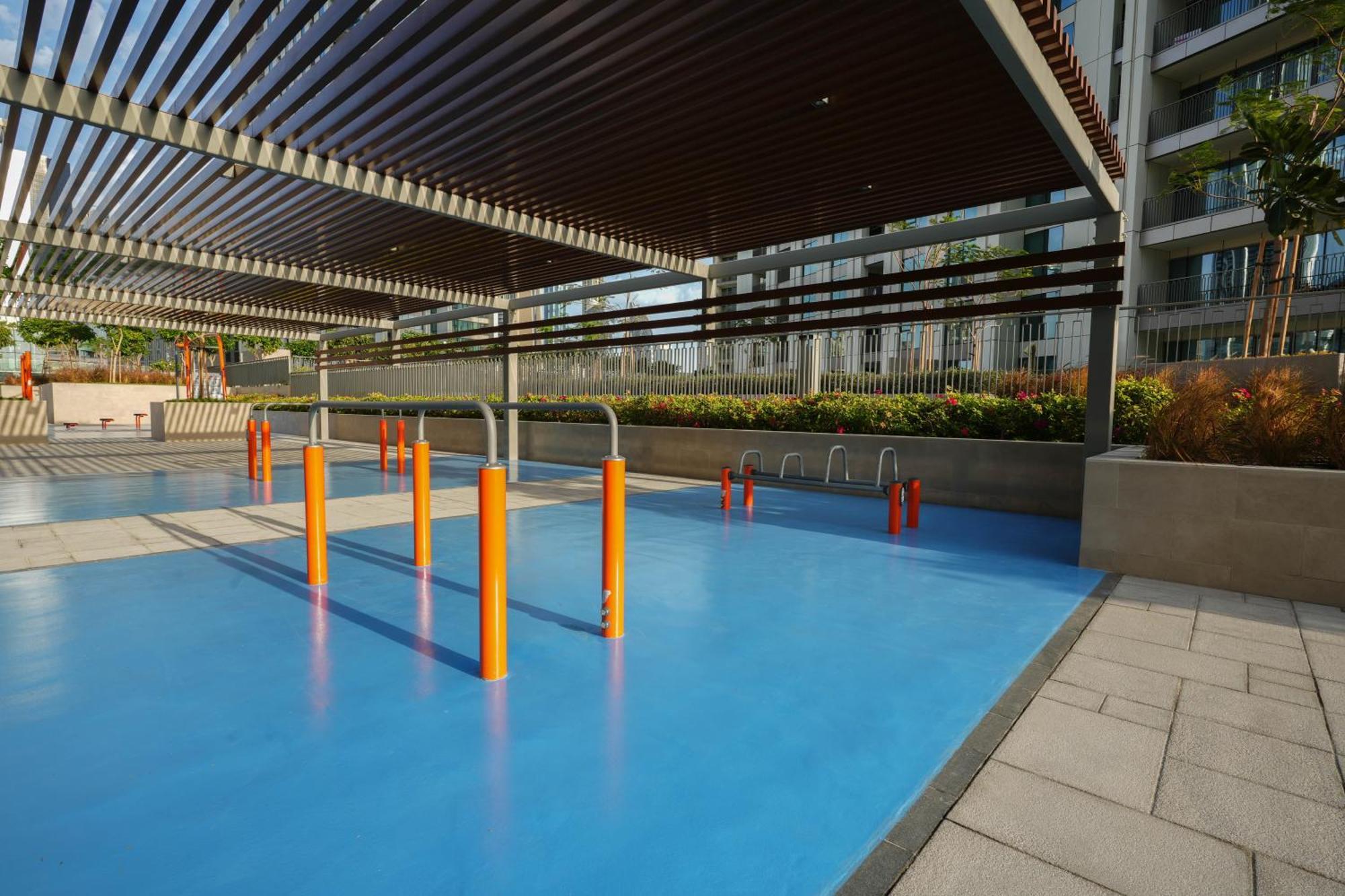 Apartment Infinity Pool With Burj Khalifa View - 1 Bedroom In Downtown - 5 Min Walk To Mall, Close To Burj Khalifa - Sleeps 4 People By Zen