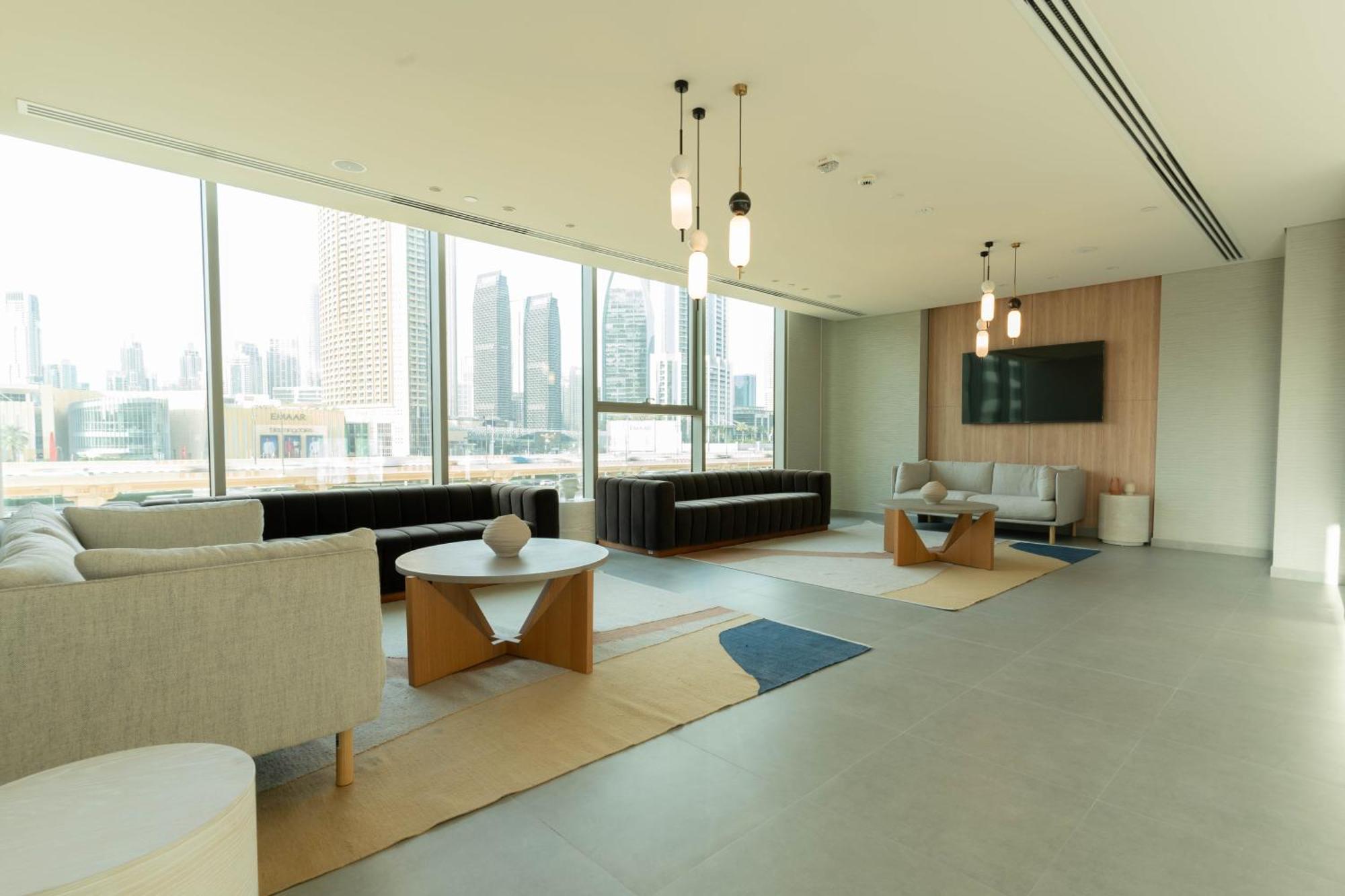 Infinity Pool With Burj Khalifa View - 1 Bedroom In Downtown - 5 Min Walk To Mall, Close To Burj Khalifa - Sleeps 4 People By Zen