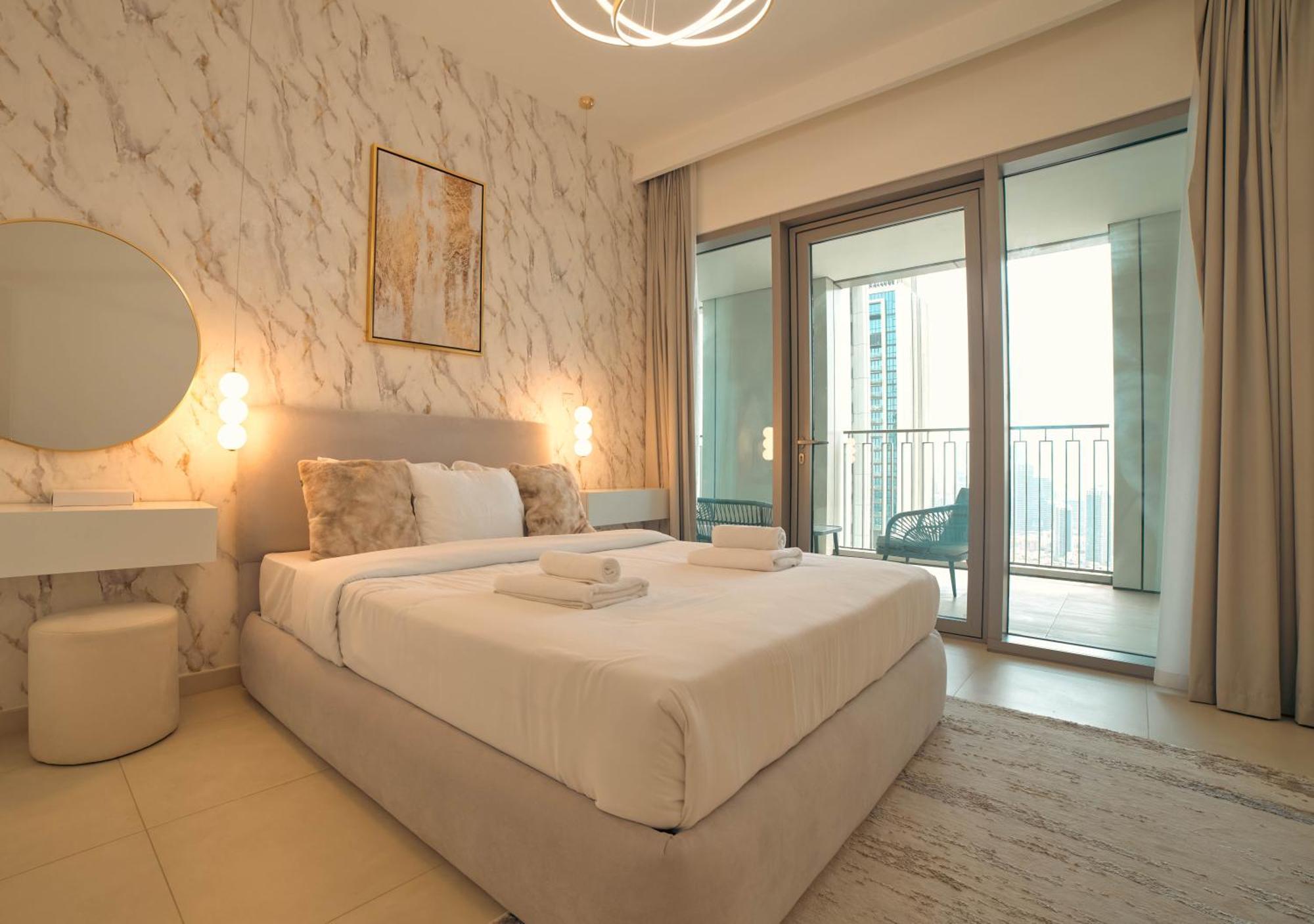 Apartment Burj Khalifa View Lux 3 Bedroom By Tanami Homes *