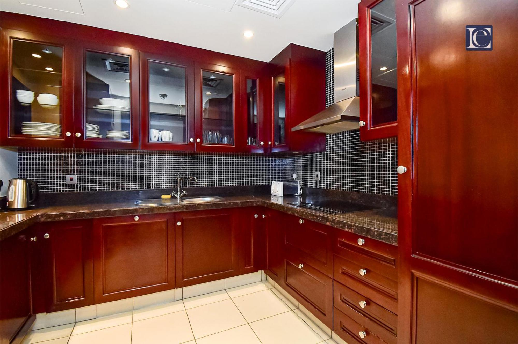Apartment Luxury Escapes - Burj Khalifa View 90sqm - 1br In Zaafaran, Downtown Dubai
