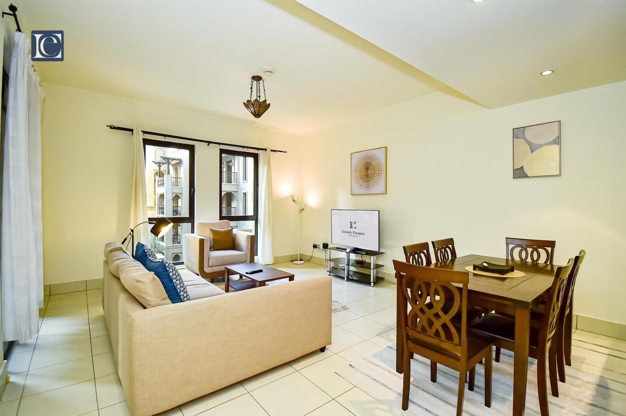Apartment Luxury Escapes - Burj Khalifa View 90sqm - 1br In Zaafaran, Downtown