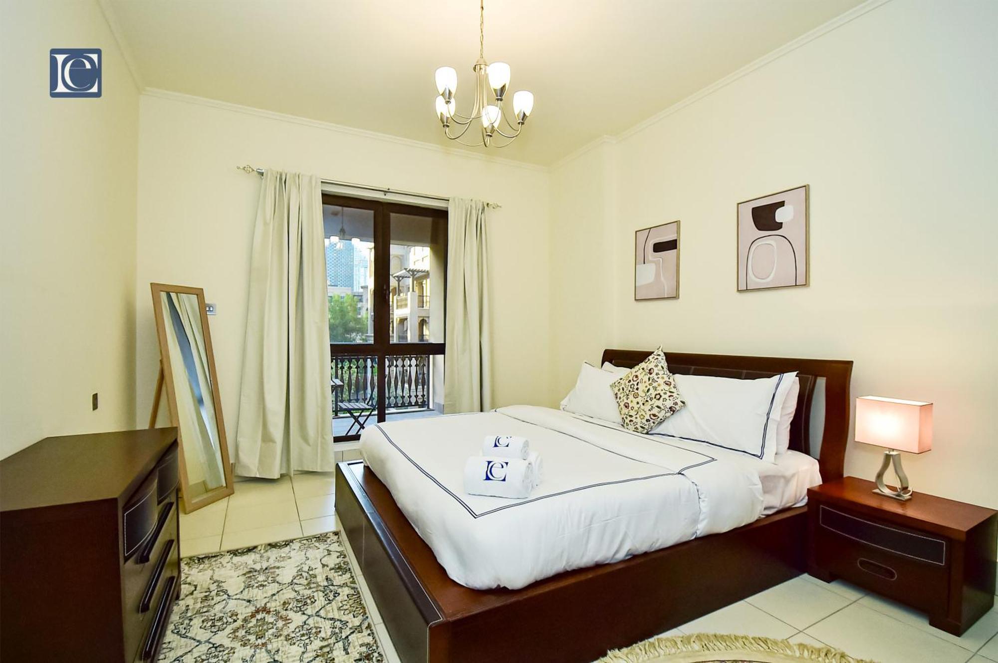 Apartment Luxury Escapes - Burj Khalifa View 90sqm - 1br In Zaafaran, Downtown