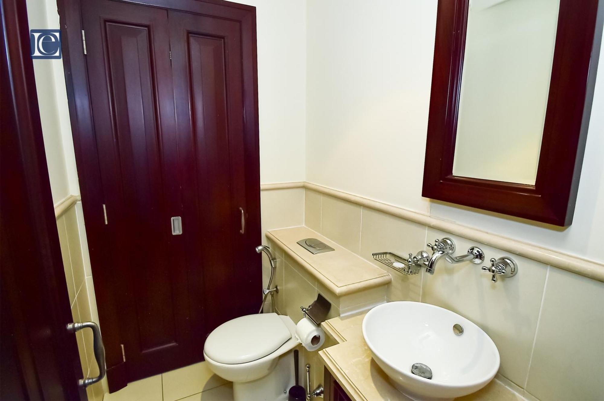Apartment Luxury Escapes - Burj Khalifa View 90sqm - 1br In Zaafaran, Downtown