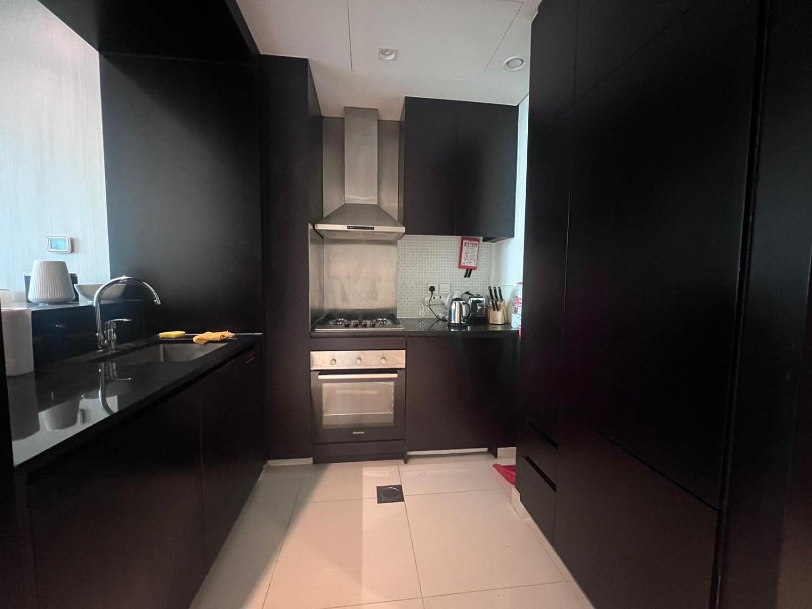 Apartment Downtown, Business Bay, Very Close To Mall Dubai